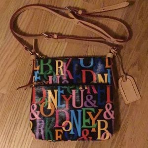 NWOT Dooney &Bourke Rainbow Zipper Crossbody Bag